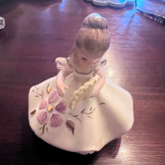 Antique Napco ware figurine - Picture 3 of 6